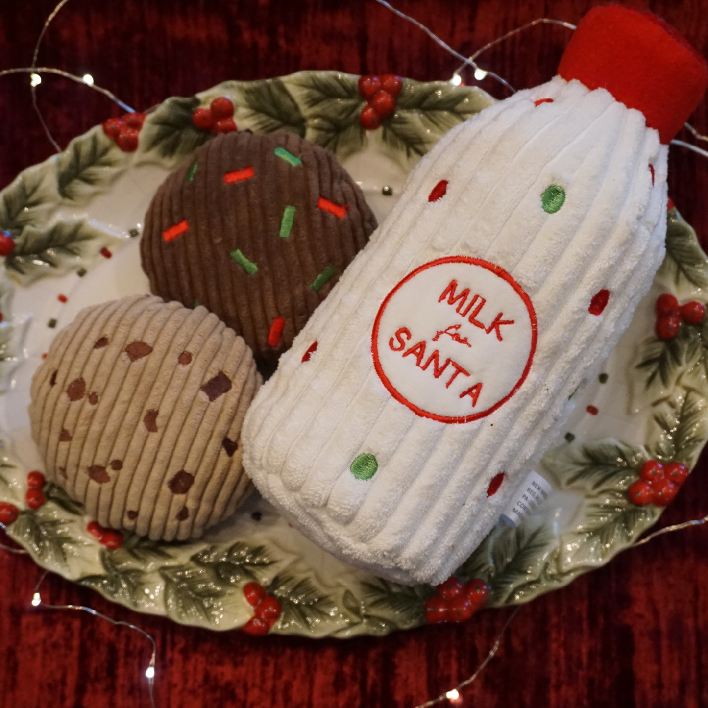 Santa Paws' Milk & Cookies™ 3 Piece Gift Set