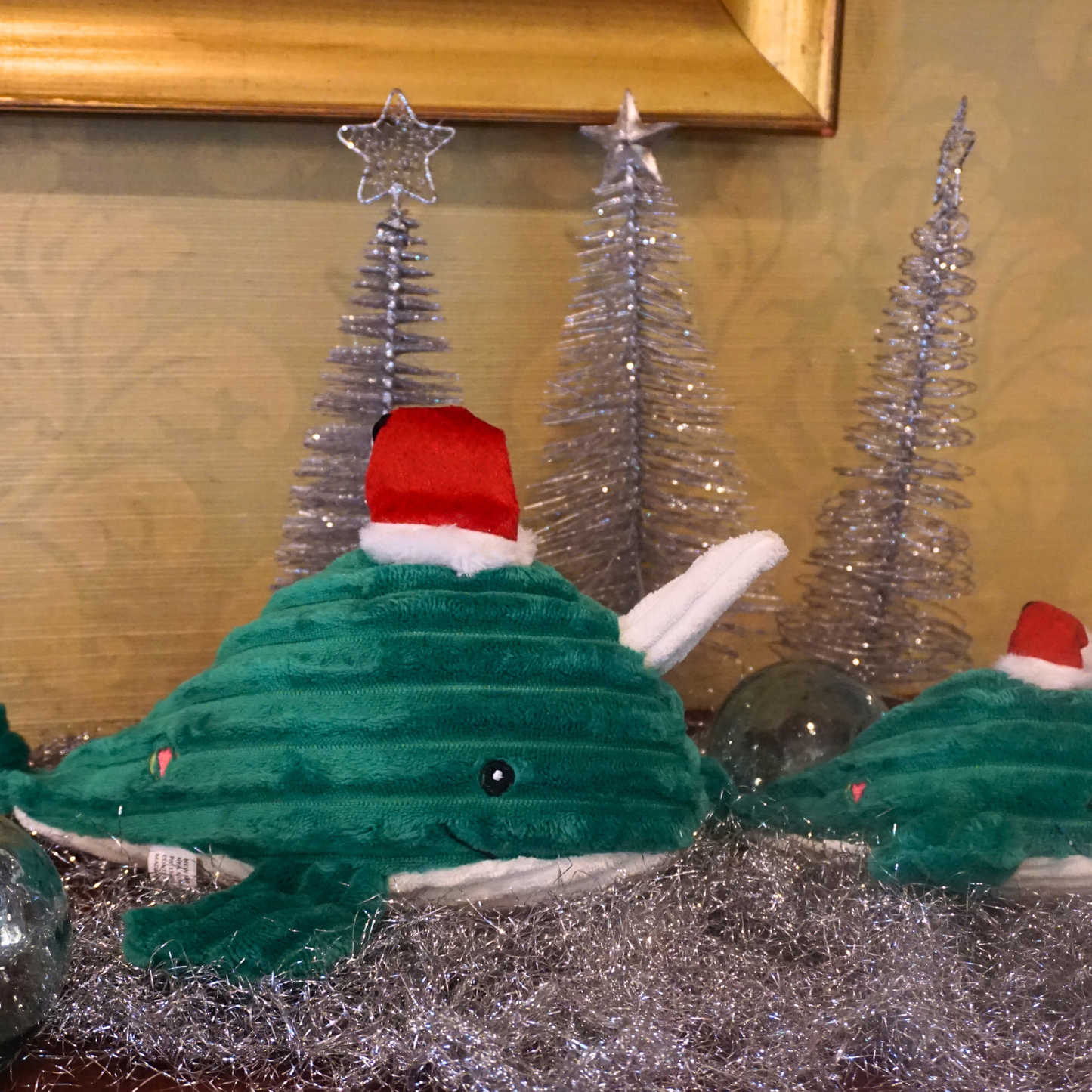 Wintergreen Collection Plush, Durable Noe Narwhal Knottie®
