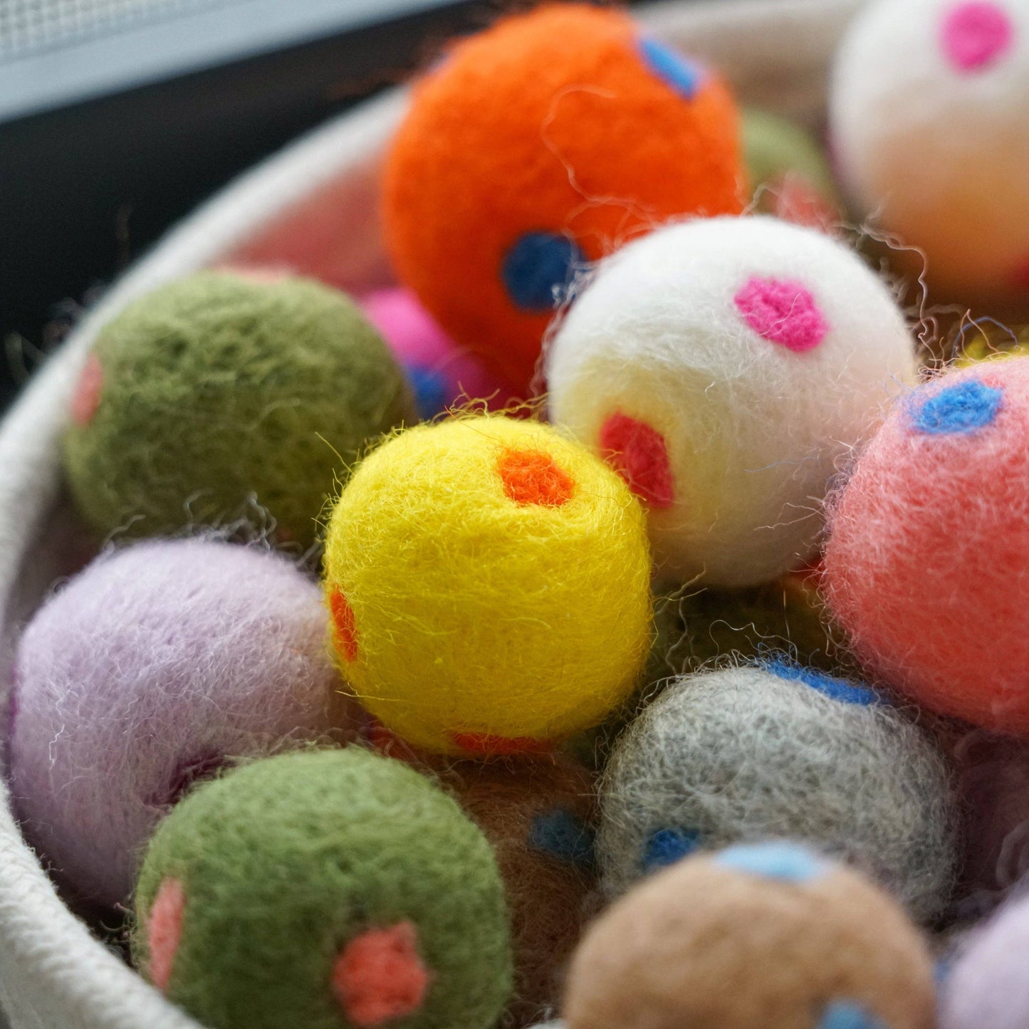 Handmade Wool Felt Cat Toy - Dotted Balls