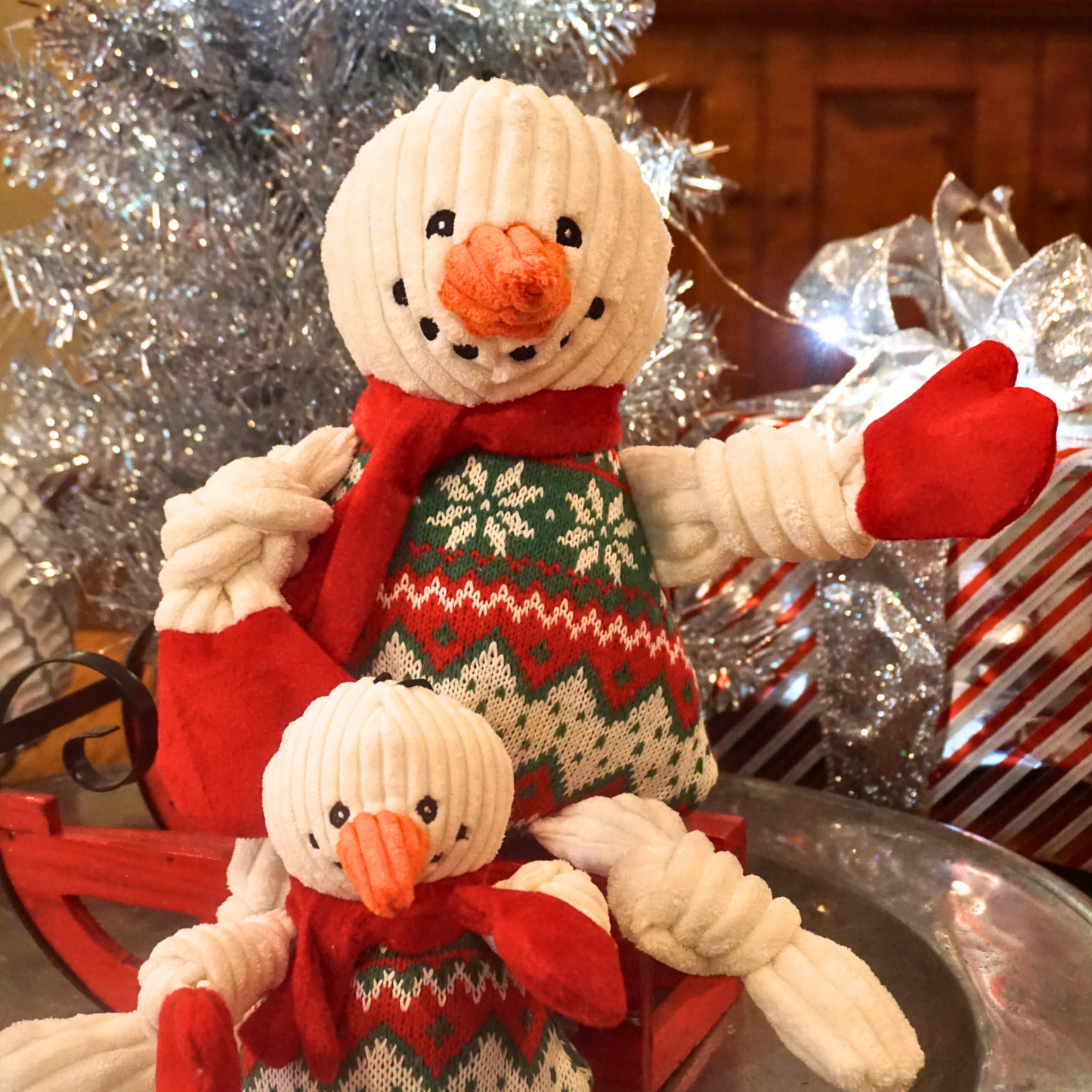 Wintergreen Collection Durable, Plush Snowman Knottie®